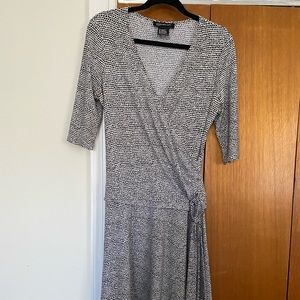 Jones New York Drop Waist Wrap Style Matte Jersey Dress